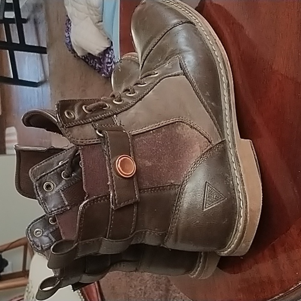 Custom Guess Boots - Picture 3 of 4